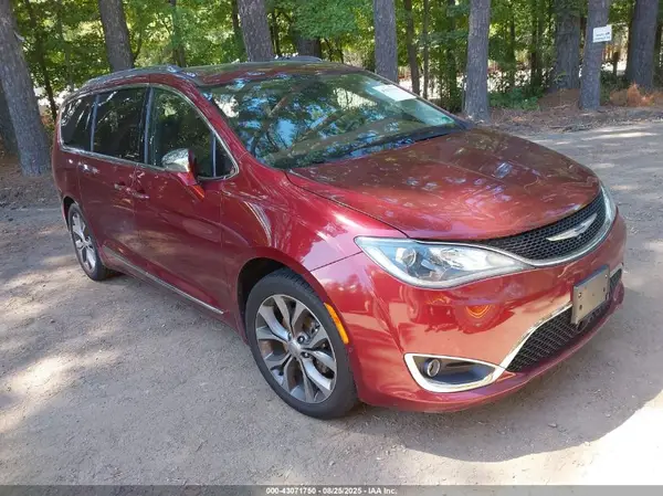 2C4RC1GG0HR739913 2017 CHRYSLER PACIFICA - Image 1