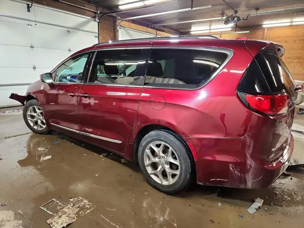 2C4RC1GG0HR748739 2017 CHRYSLER PACIFICA - Image 2