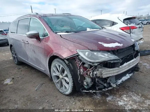 2C4RC1GG0HR754640 2017 CHRYSLER PACIFICA - Image 1