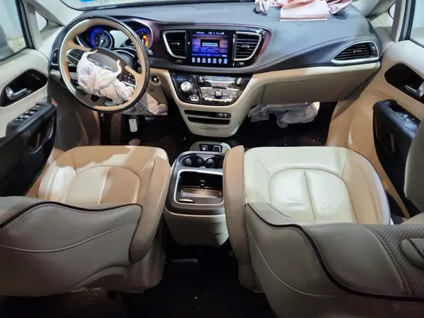 2C4RC1GG0HR758249 2017 CHRYSLER PACIFICA - Image 8