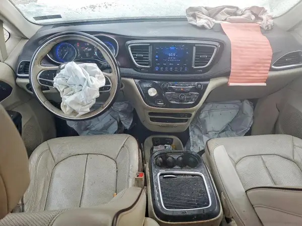 2C4RC1GG0HR803870 2017 CHRYSLER PACIFICA - Image 8