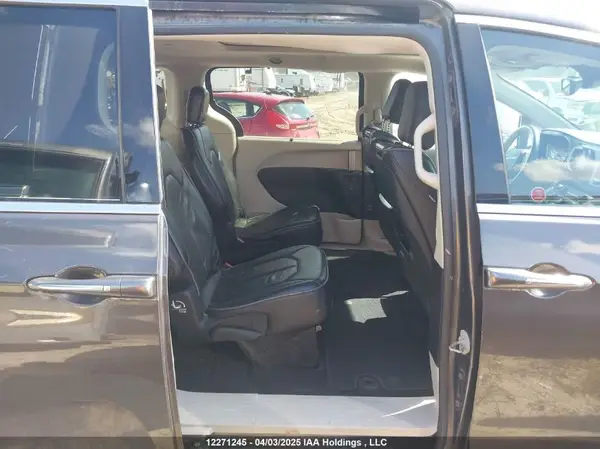 2C4RC1GG0HR846265 2017 CHRYSLER PACIFICA - Image 8