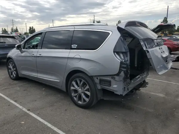 2C4RC1GG0JR113249 2018 CHRYSLER PACIFICA - Image 2