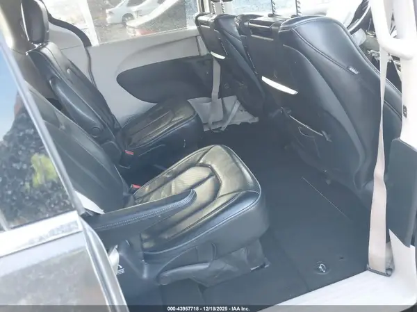 2C4RC1GG0JR117642 2018 CHRYSLER PACIFICA - Image 8