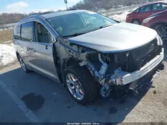 2C4RC1GG0JR143075 2018 CHRYSLER PACIFICA