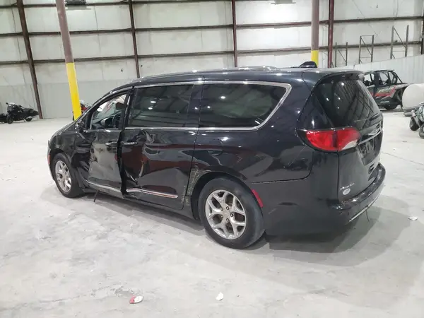 2C4RC1GG0JR170857 2018 CHRYSLER PACIFICA - Image 2