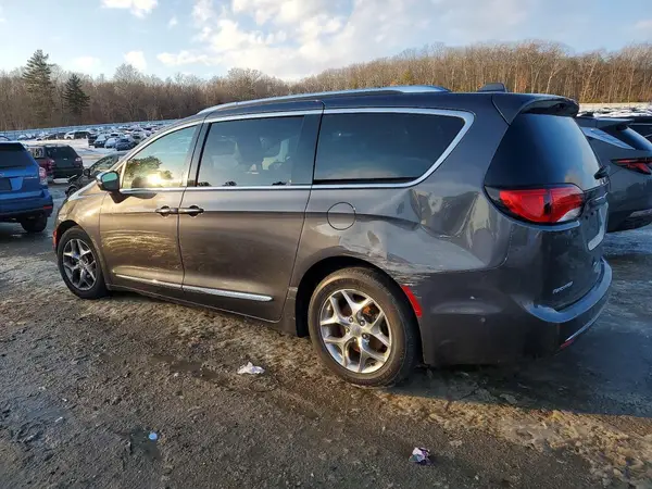 2C4RC1GG0JR182734 2018 CHRYSLER PACIFICA - Image 2