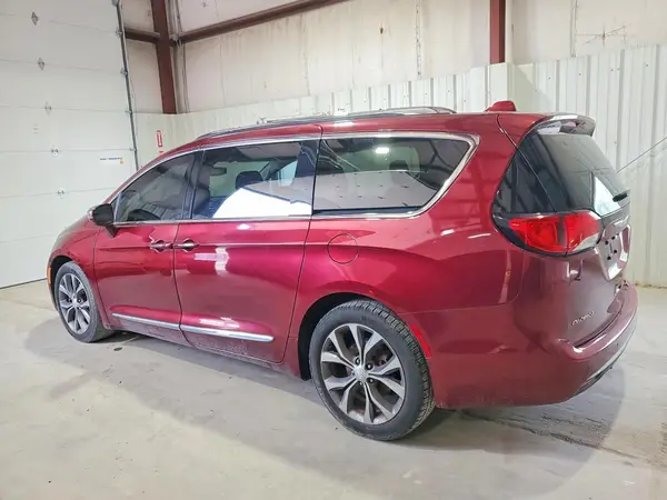2C4RC1GG0JR186704 2018 CHRYSLER PACIFICA - Image 2