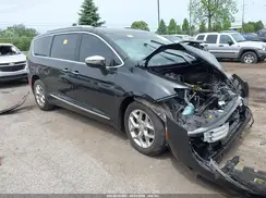 2C4RC1GG0JR226179 2018 CHRYSLER PACIFICA