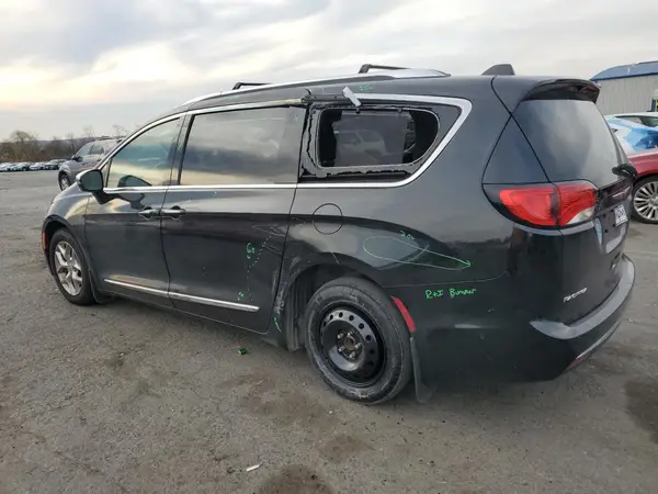 2C4RC1GG0JR226229 2018 CHRYSLER PACIFICA - Image 2