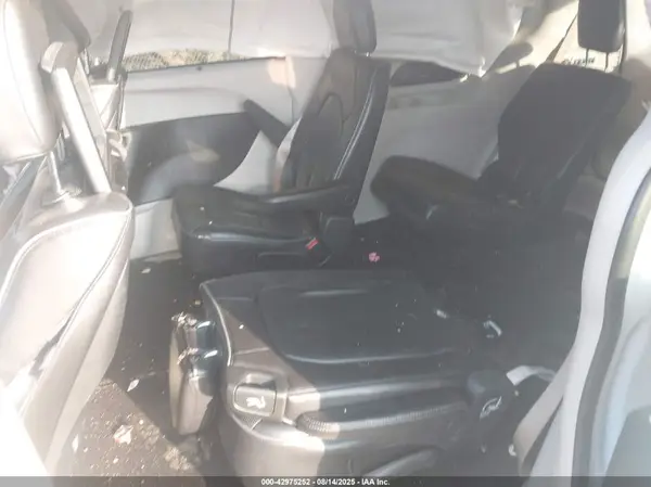 2C4RC1GG0JR232810 2018 CHRYSLER PACIFICA - Image 8