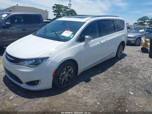 2C4RC1GG0JR272398 2018 CHRYSLER PACIFICA - Image 2