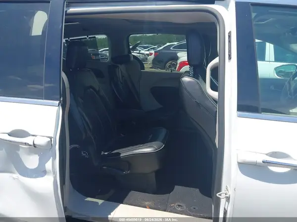 2C4RC1GG0JR272398 2018 CHRYSLER PACIFICA - Image 8