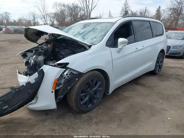 2C4RC1GG0JR289234 2018 CHRYSLER PACIFICA - Image 2