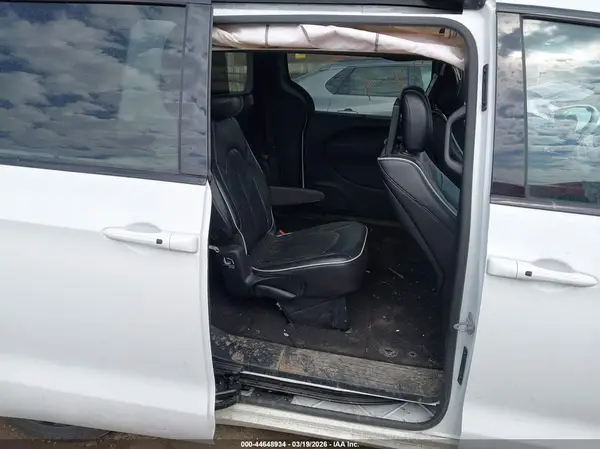 2C4RC1GG0JR289234 2018 CHRYSLER PACIFICA - Image 8