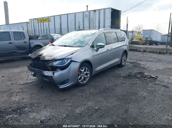 2C4RC1GG0KR551948 2019 CHRYSLER PACIFICA - Image 2