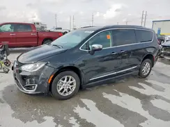 2C4RC1GG0KR609363 2019 CHRYSLER PACIFICA