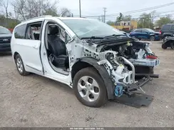 2C4RC1GG0KR657574 2019 CHRYSLER PACIFICA