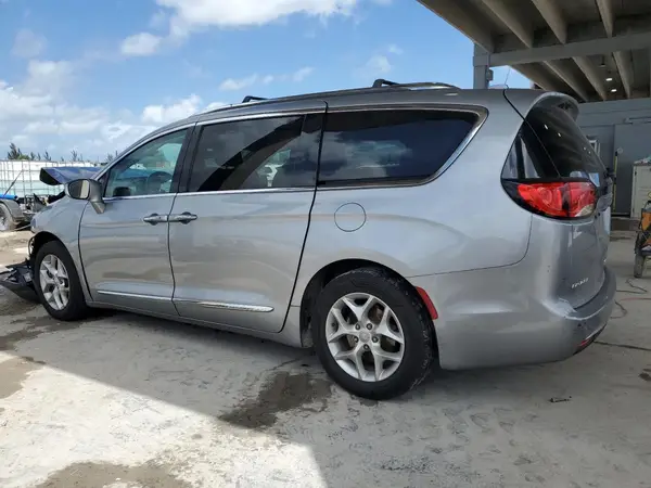 2C4RC1GG0KR745914 2019 CHRYSLER PACIFICA - Image 2