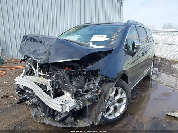 2C4RC1GG0LR109219 2020 CHRYSLER PACIFICA - Image 2