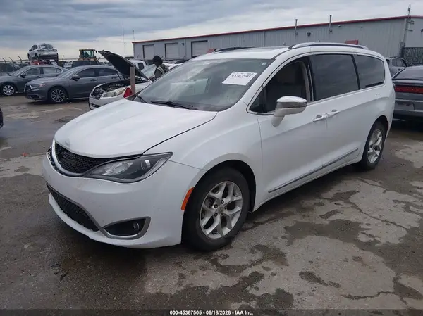 2C4RC1GG0LR109737 2020 CHRYSLER PACIFICA - Image 2
