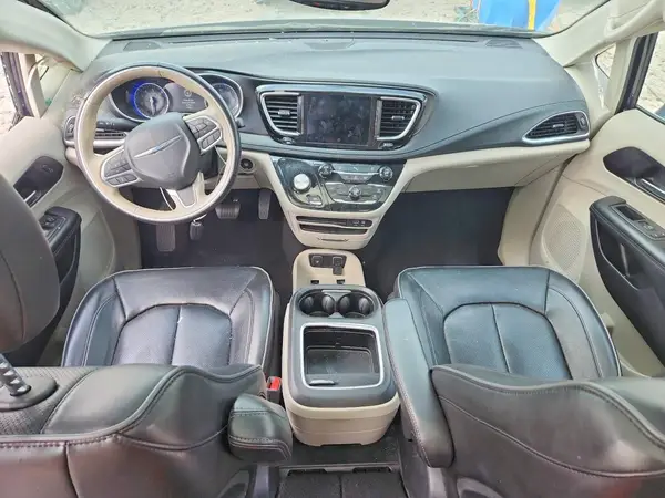 2C4RC1GG0LR235676 2020 CHRYSLER PACIFICA - Image 8
