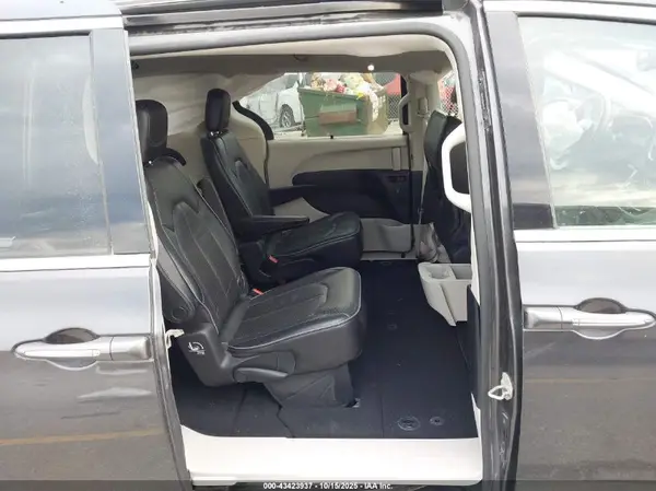 2C4RC1GG0LR237962 2020 CHRYSLER PACIFICA - Image 8