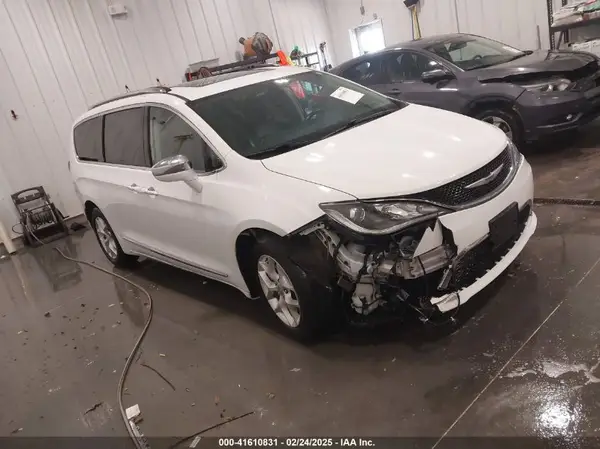 2C4RC1GG0LR284313 2020 CHRYSLER PACIFICA - Image 1