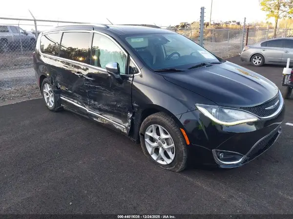 2C4RC1GG0LR284893 2020 CHRYSLER PACIFICA - Image 1