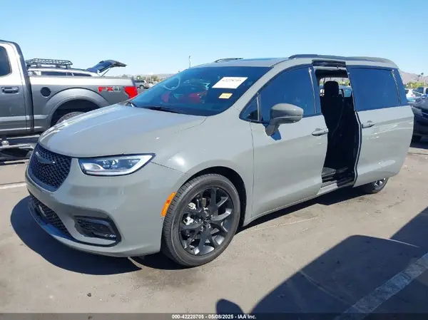 2C4RC1GG0NR187714 2022 CHRYSLER PACIFICA - Image 2