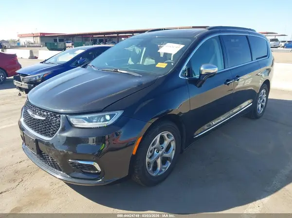 2C4RC1GG0PR593835 2023 CHRYSLER PACIFICA - Image 2