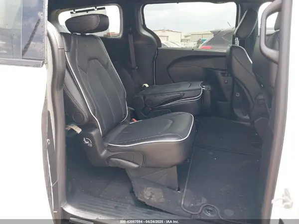 2C4RC1GG0SR515743 2025 CHRYSLER PACIFICA - Image 8
