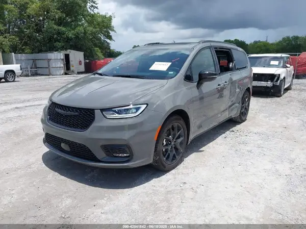 2C4RC1GG0SR518187 2025 CHRYSLER PACIFICA - Image 2