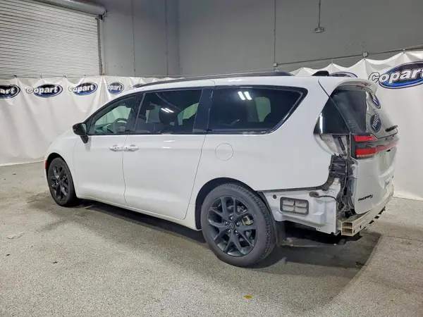 2C4RC1GG0TR161529 2026 CHRYSLER PACIFICA - Image 2
