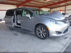 2C4RC1GG1HR504517 2017 CHRYSLER PACIFICA