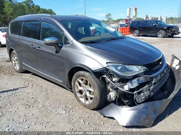 2C4RC1GG1HR512911 2017 CHRYSLER PACIFICA - Image 1