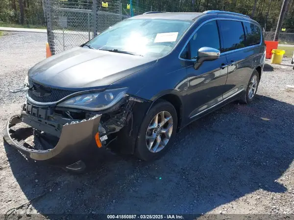 2C4RC1GG1HR512911 2017 CHRYSLER PACIFICA - Image 2