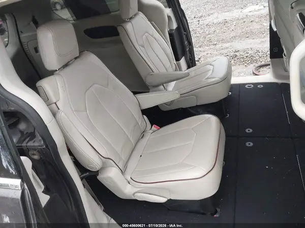 2C4RC1GG1HR528543 2017 CHRYSLER PACIFICA - Image 8