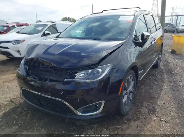 2C4RC1GG1HR539025 2017 CHRYSLER PACIFICA - Image 2