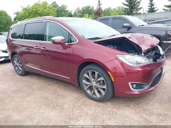2C4RC1GG1HR545374 2017 CHRYSLER PACIFICA - Image 1