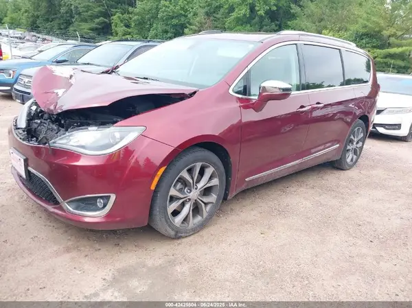 2C4RC1GG1HR545374 2017 CHRYSLER PACIFICA - Image 2