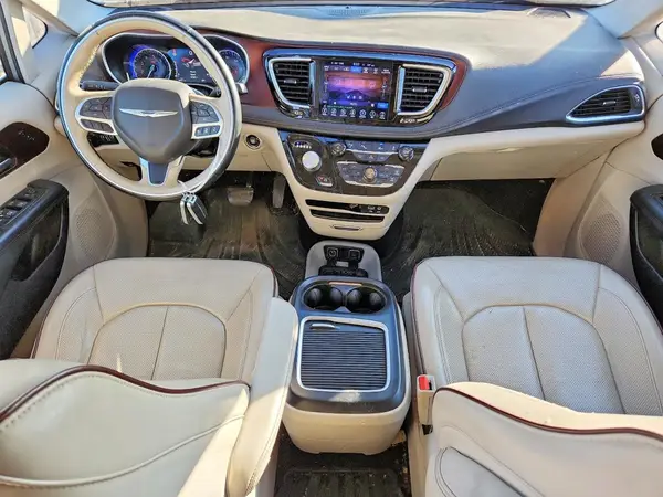 2C4RC1GG1HR564958 2017 CHRYSLER PACIFICA - Image 8