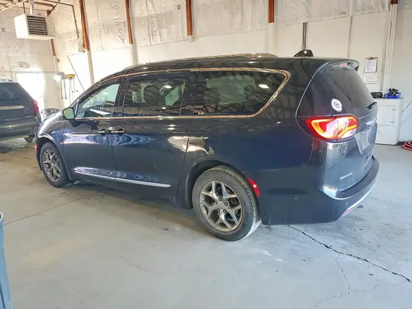 2C4RC1GG1HR578102 2017 CHRYSLER PACIFICA - Image 2