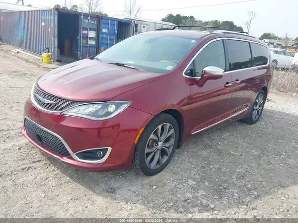 2C4RC1GG1HR584059 2017 CHRYSLER PACIFICA - Image 2