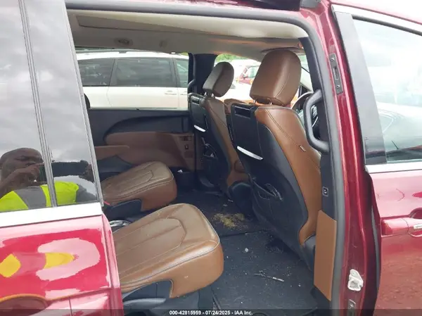 2C4RC1GG1HR602947 2017 CHRYSLER PACIFICA - Image 8