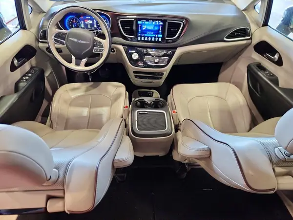 2C4RC1GG1HR608490 2017 CHRYSLER PACIFICA - Image 8