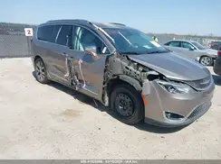 2C4RC1GG1HR616248 2017 CHRYSLER PACIFICA