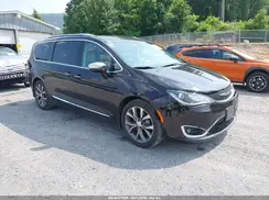 2C4RC1GG1HR635818 2017 CHRYSLER PACIFICA