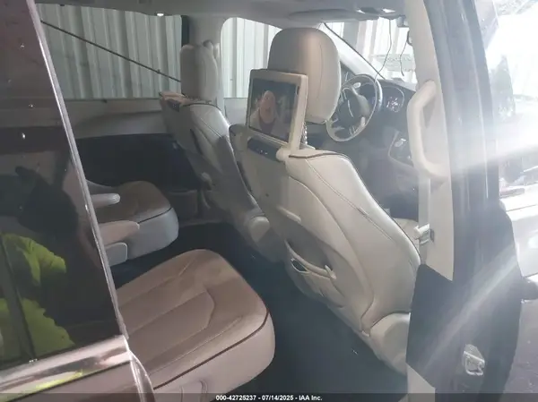2C4RC1GG1HR659617 2017 CHRYSLER PACIFICA - Image 8