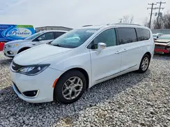 2C4RC1GG1HR670696 2017 CHRYSLER PACIFICA
